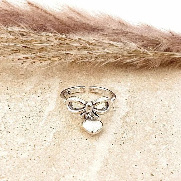 925 Sterling Silver Dangle Heart Ring Heart Charm Ring Minimalist Dainty Ring - Picture 8 of 10